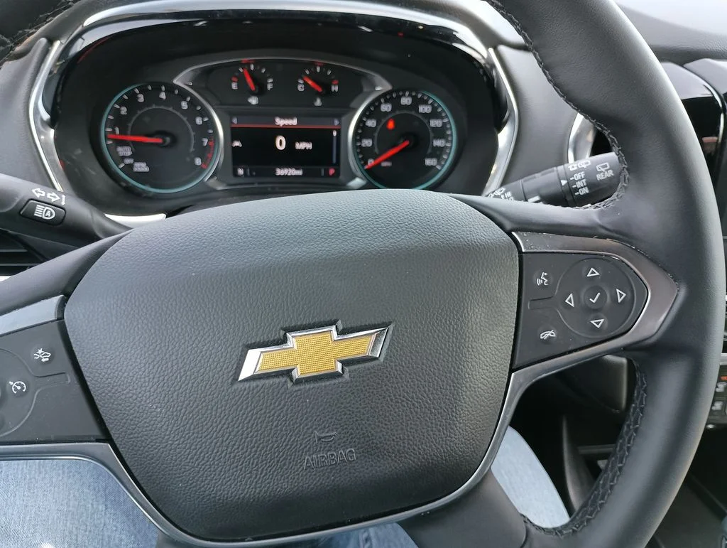 Used 2023 White Chevrolet LT image 23