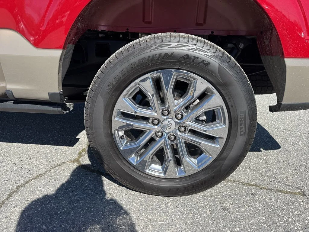 Used 2025 Red Ford King Ranch image 37