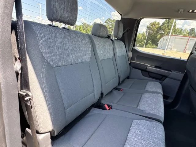 Used 2023 Silver Ford XLT image 30