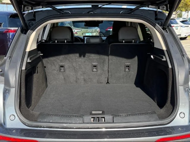 Used 2023 Gray Metallic Lincoln Standard image 29