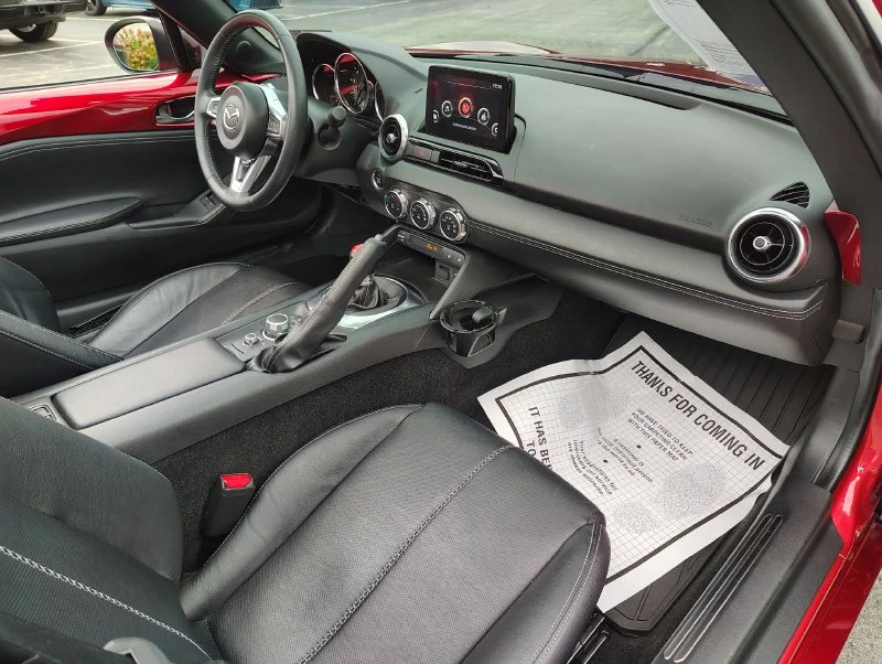Used 2022 Red Mazda Grand Touring image 21