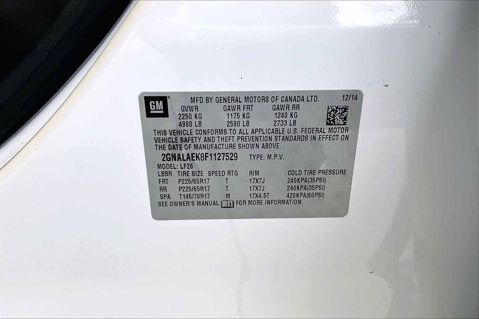 Used 2015 Summit White Chevrolet LS image 29