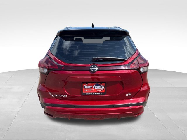 Used 2023 Red Nissan SR image 7