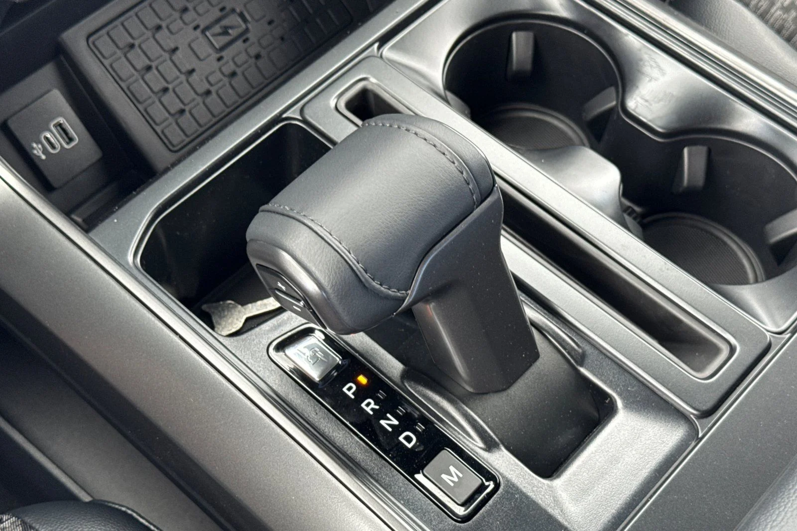 New 2026 Marsh Gray Ford Tremor® image 24
