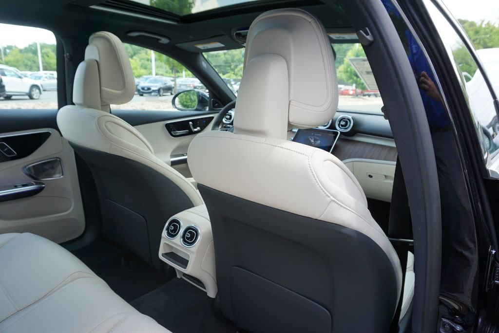 2025 Mercedes-Benz C-Class Sedan C 300 - Photo 57