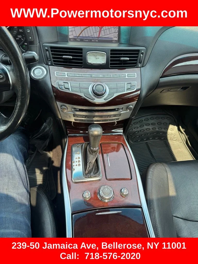 Used 2017 Gray INFINITI 3.7X image 32