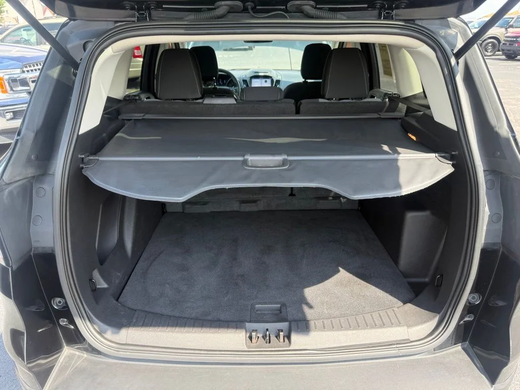 Used 2018 Black Ford SE image 48