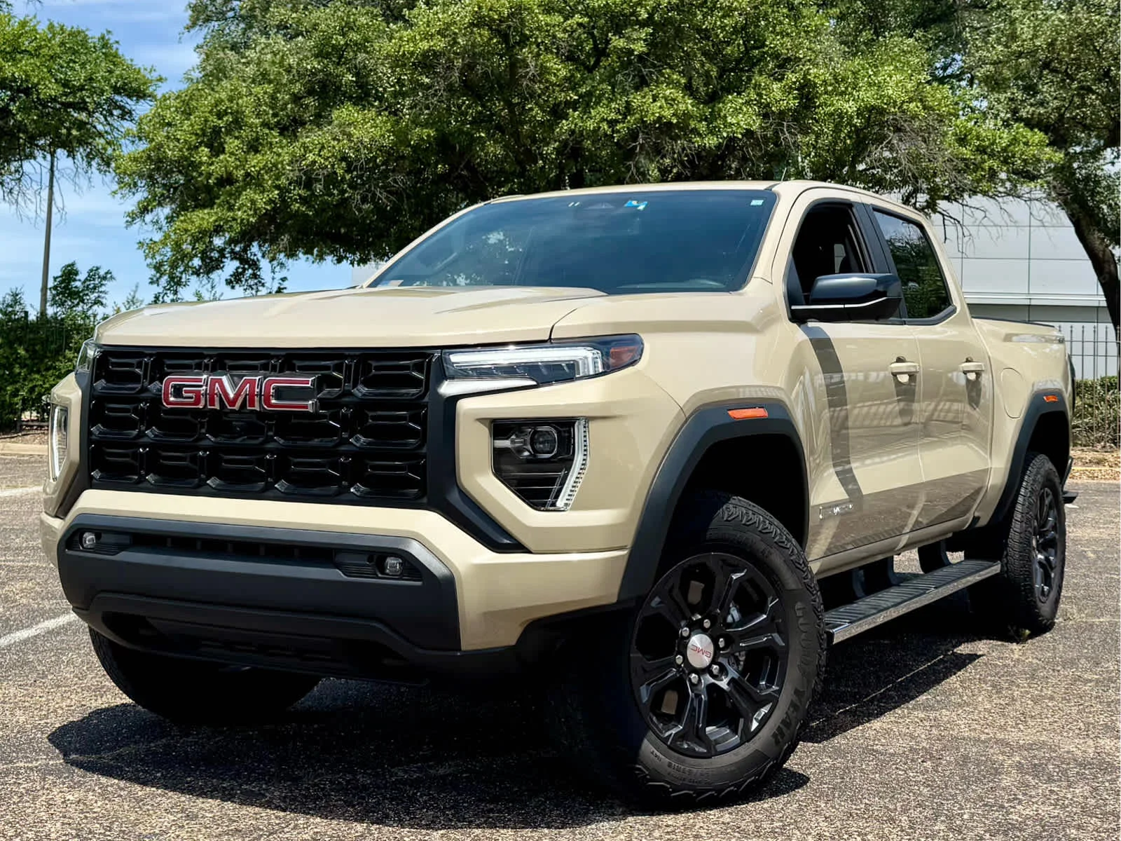 2024 GMC Canyon 4WD Elevation Crew Cab Short Box's photo