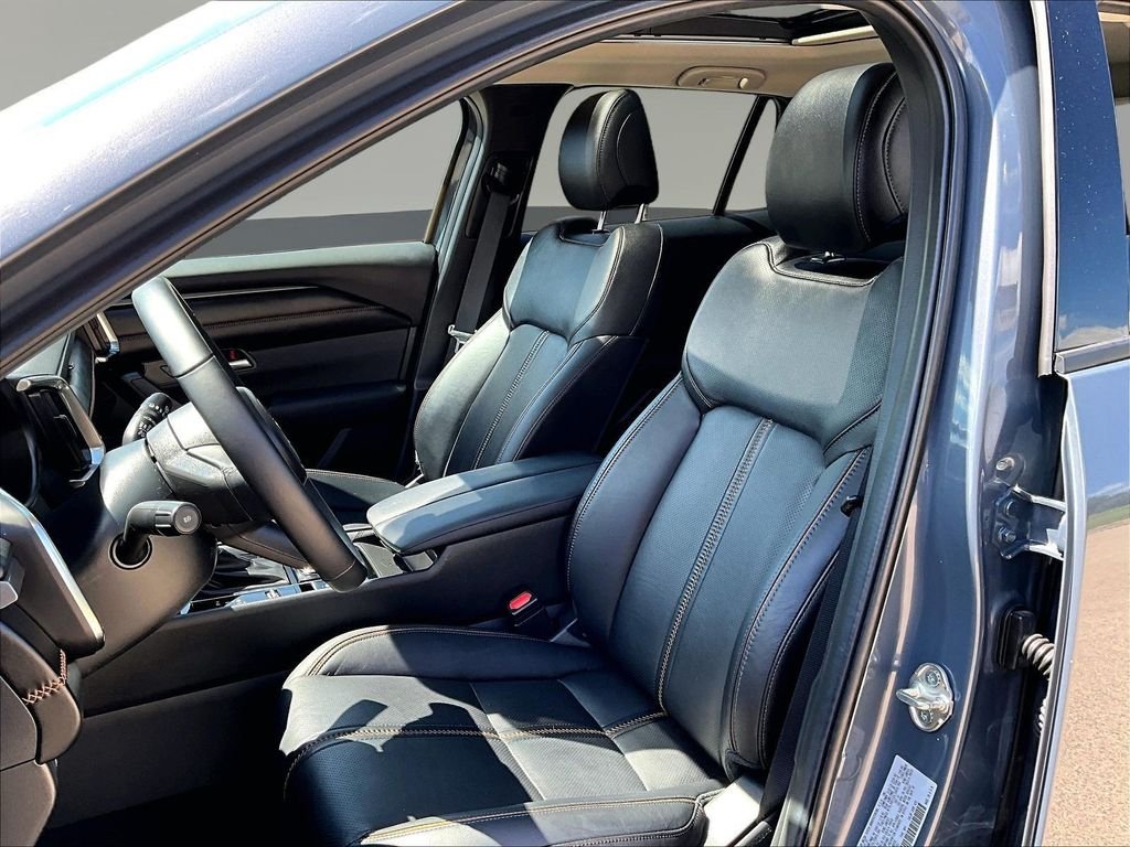 Used 2025 Gray Mazda Premium Plus image 25
