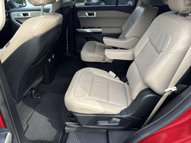 Used 2020 Red Ford Limited image 16