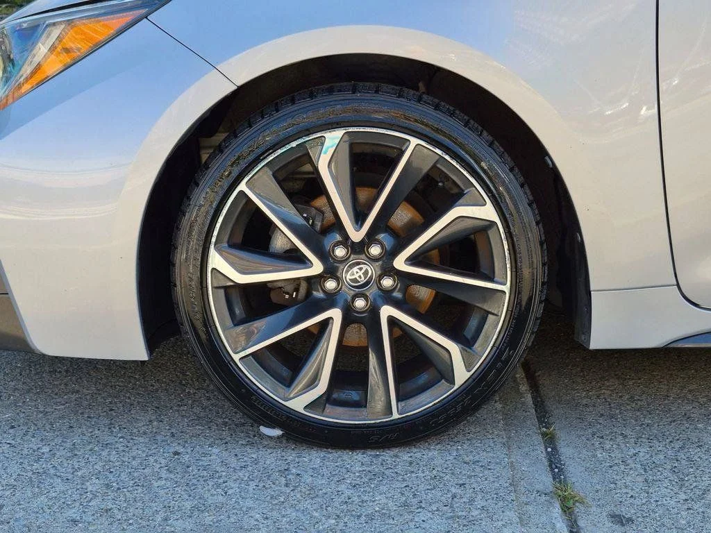 Used 2020 Silver Toyota SE image 26