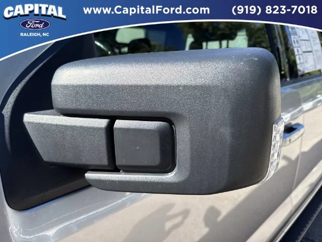Used 2022 Silver Ford XLT image 12