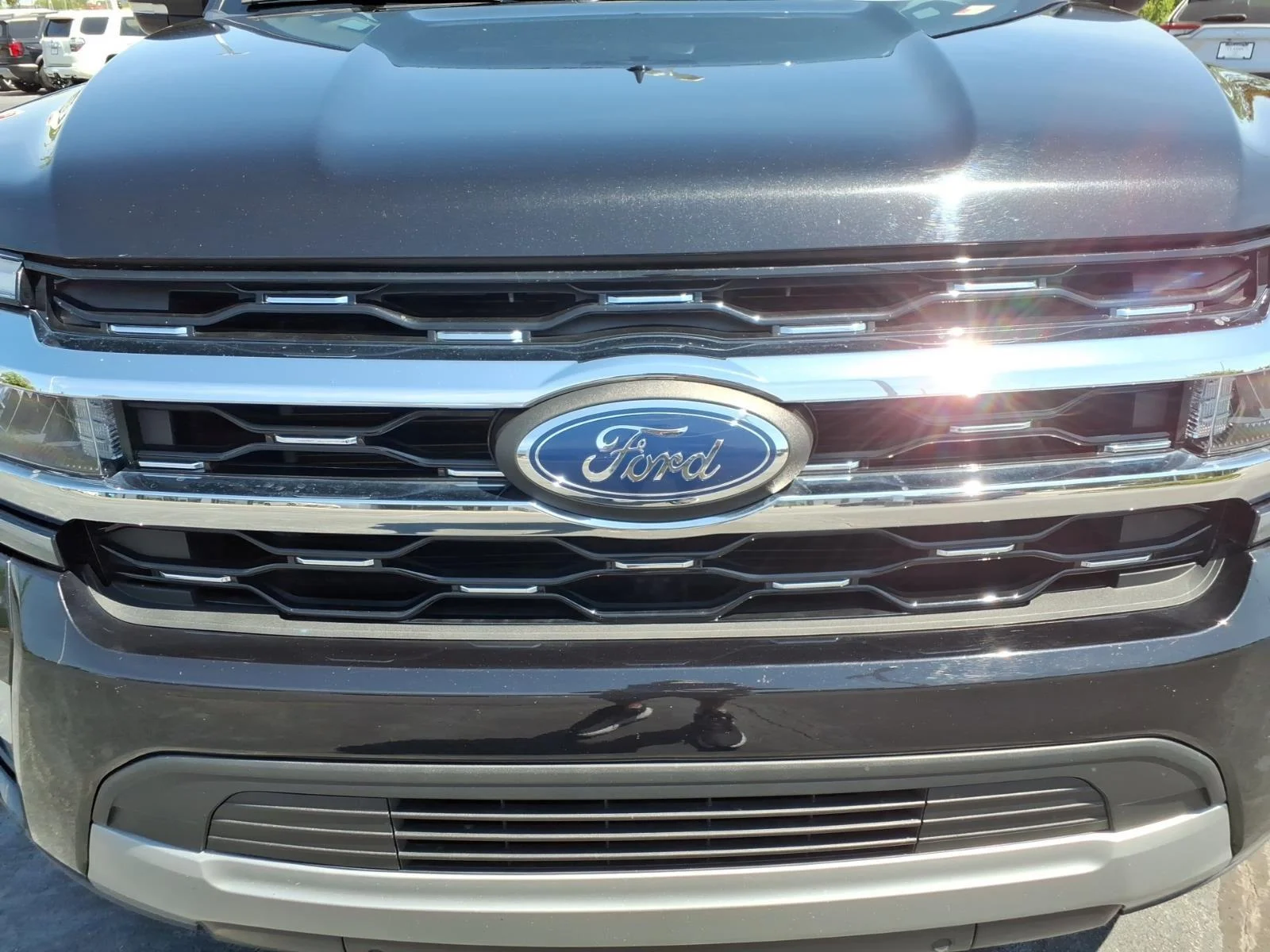 Used 2024  Ford Limited image 17