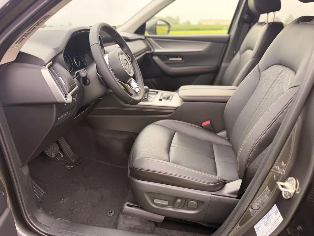 New 2026 Machine Gray Mazda 3.3 Turbo Preferred image 9