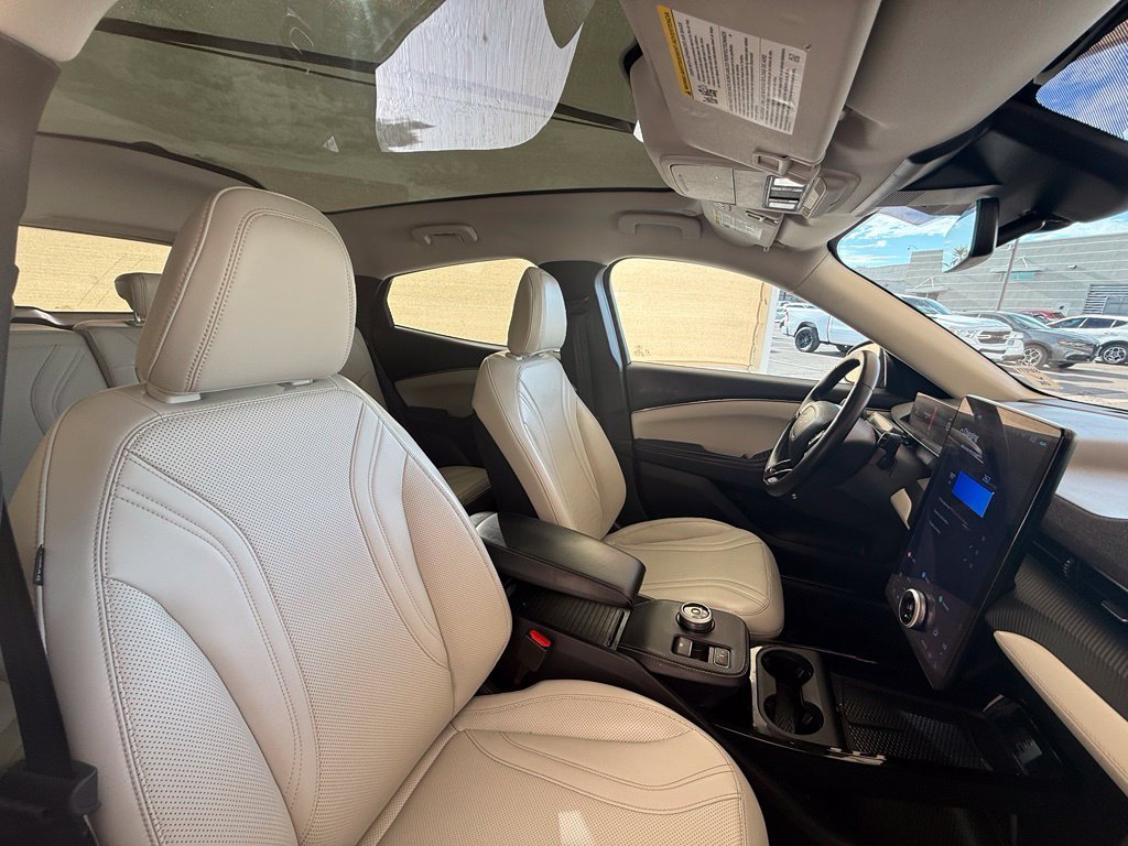 Used 2023 Vapor Blue Ford Premium image 17