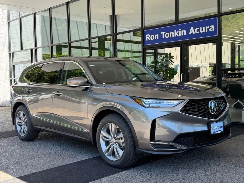 New 2026 Liquid Carbon Metallic Acura Base image 2