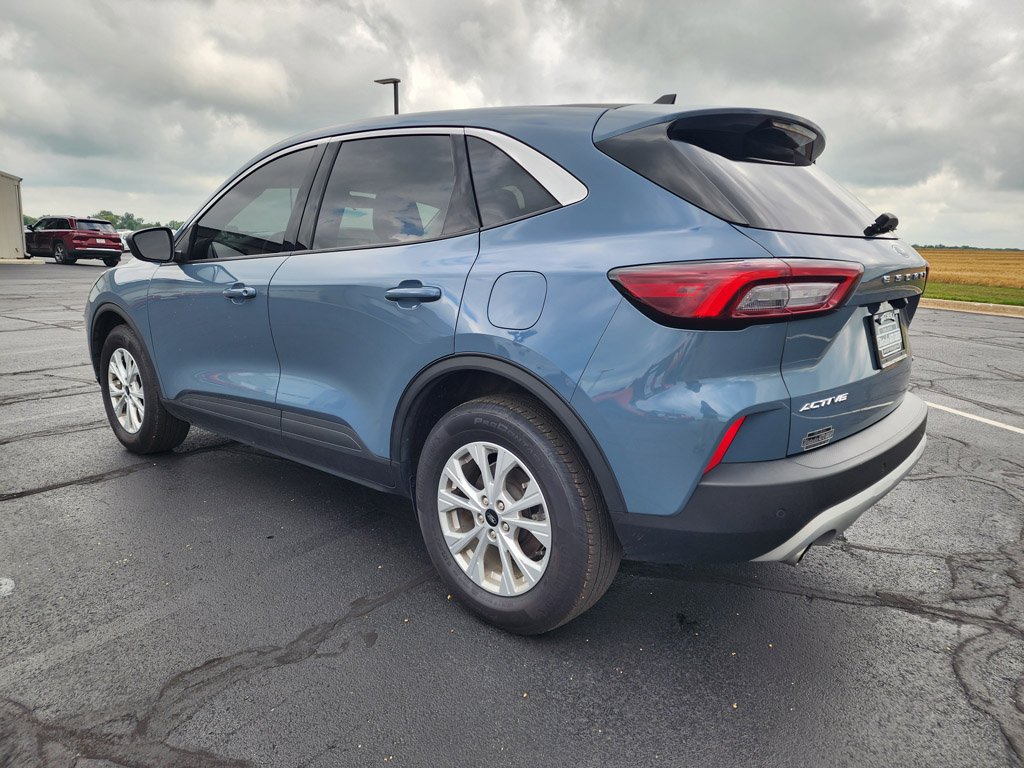 Used 2023 Blue Ford Active image 6