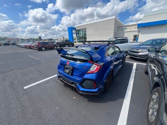 Used 2019 Aegean Blue Metallic Honda Touring image 10