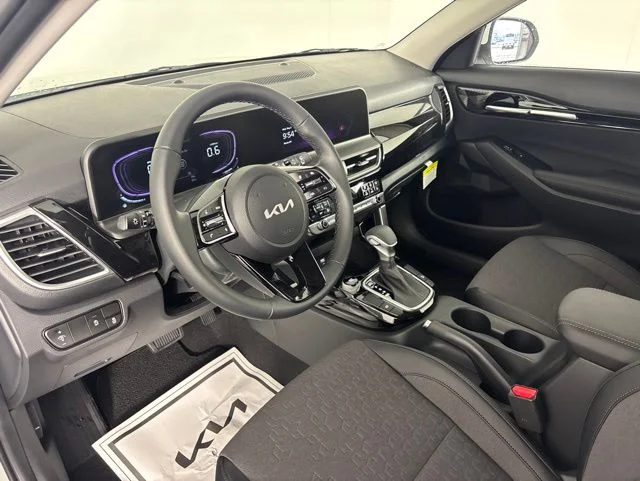 New 2026 White Kia S image 12