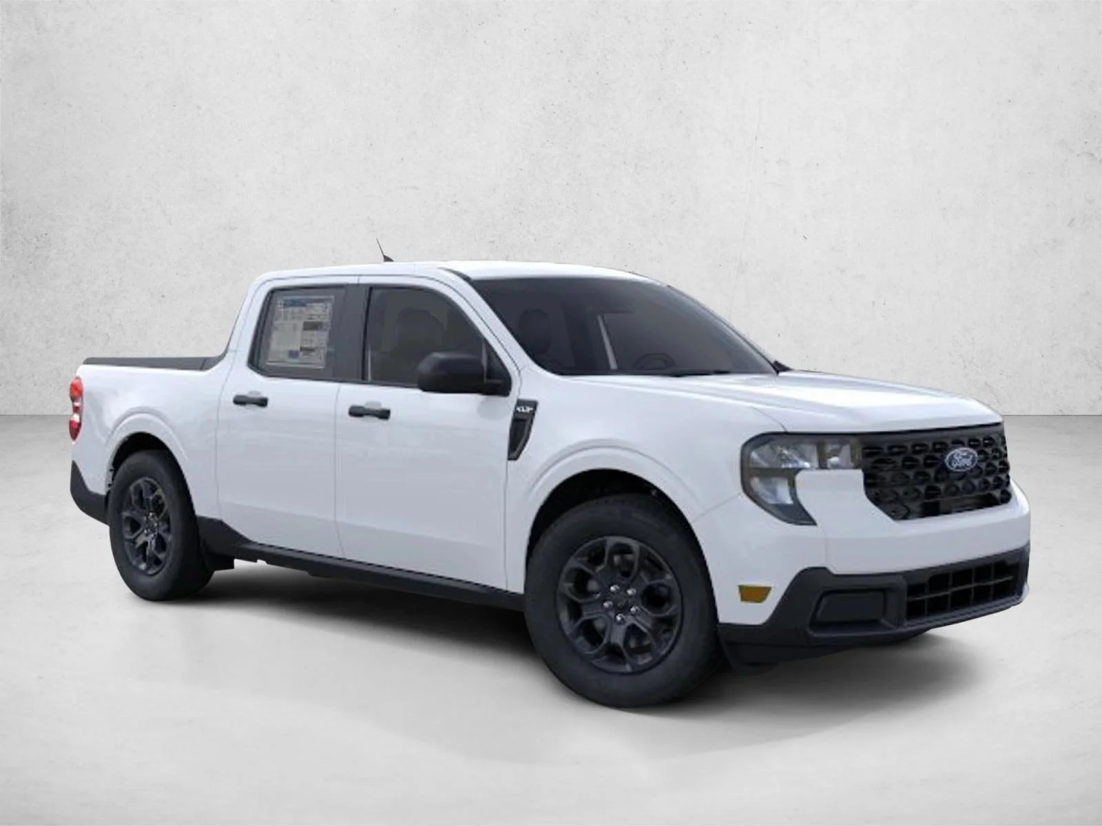 New 2026 Oxford White Ford XLT image 7