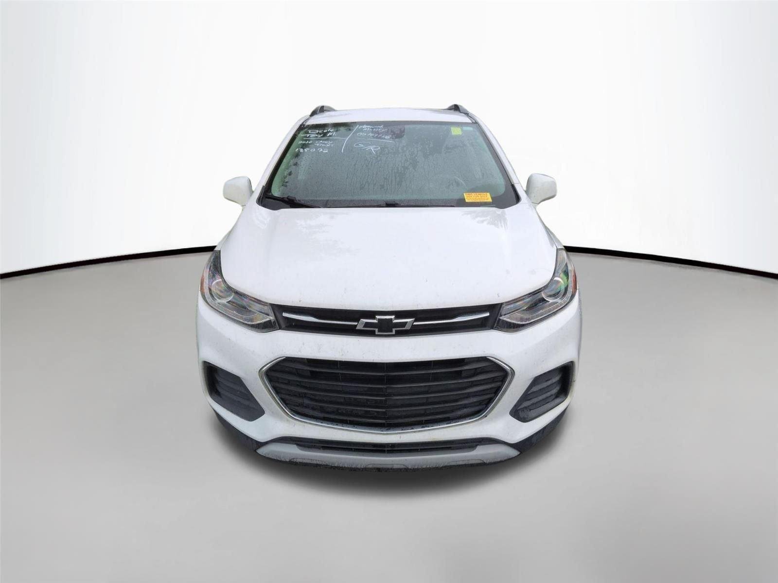Used 2020 Summit White Chevrolet LT image 4