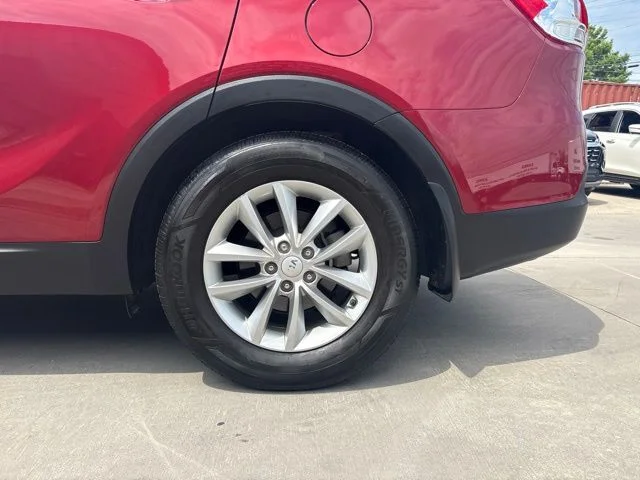 Used 2018 Red Kia LX image 8