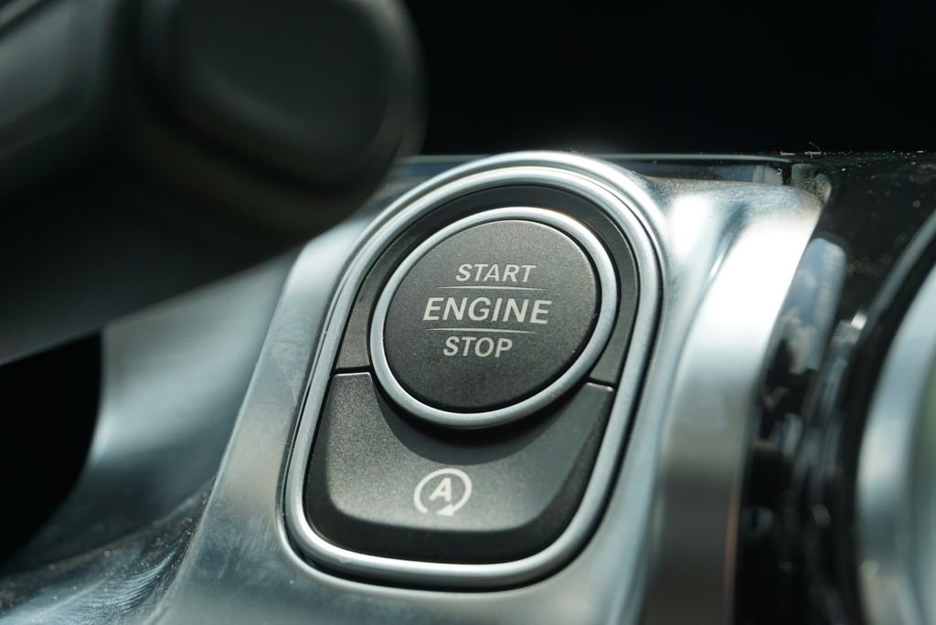 2025 Mercedes-Benz GLB Base - Photo 31