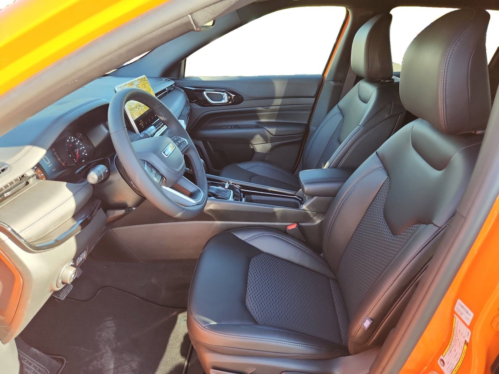 New 2026 Joose Exterior Paint Jeep Latitude image 9