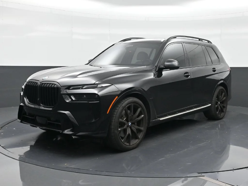 Used 2023 Black BMW xDrive40i image 1