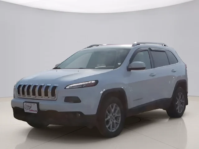 Pre-Owned 2016 Jeep Cherokee LATITUDE