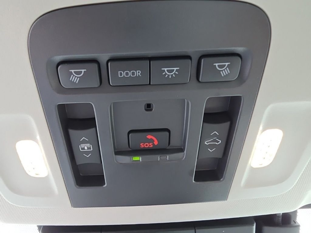 Used 2026 Black Toyota XLE image 31