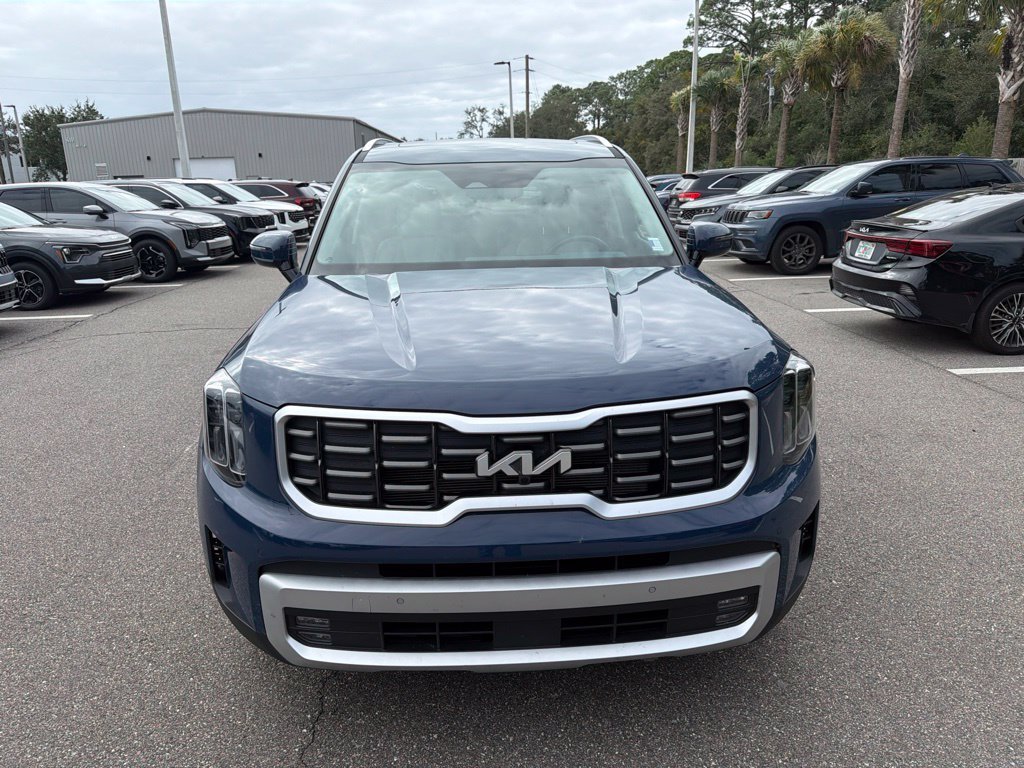 Certified Used 2024 Midnight Lake Blue Kia SX image 2
