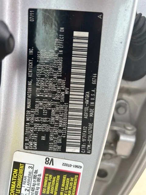 Used 2011 Silver Toyota Base image 9