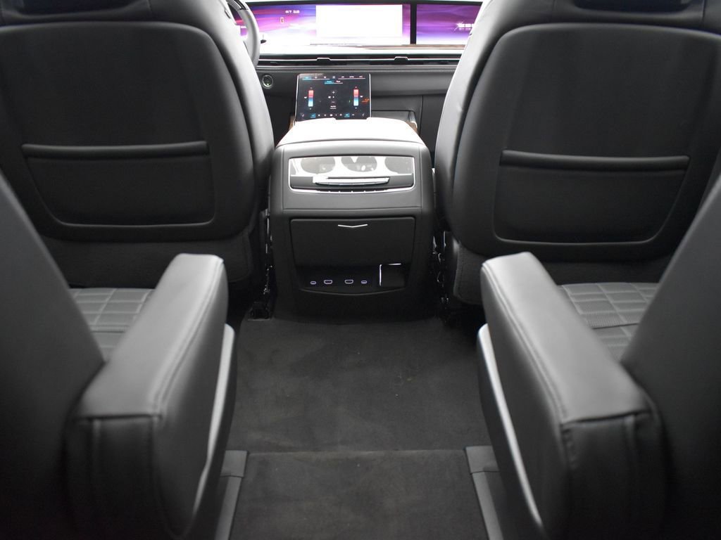 2026 CADILLAC ESCALADE ESV - Image 32