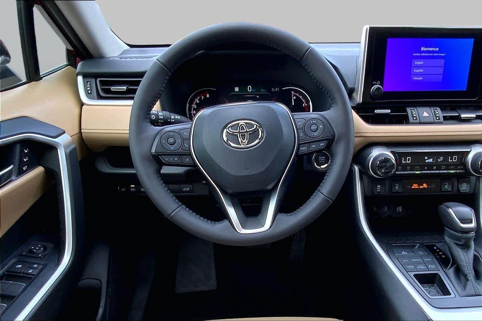 Used 2025 Ruby Flare Pearl Toyota XLE Premium image 6