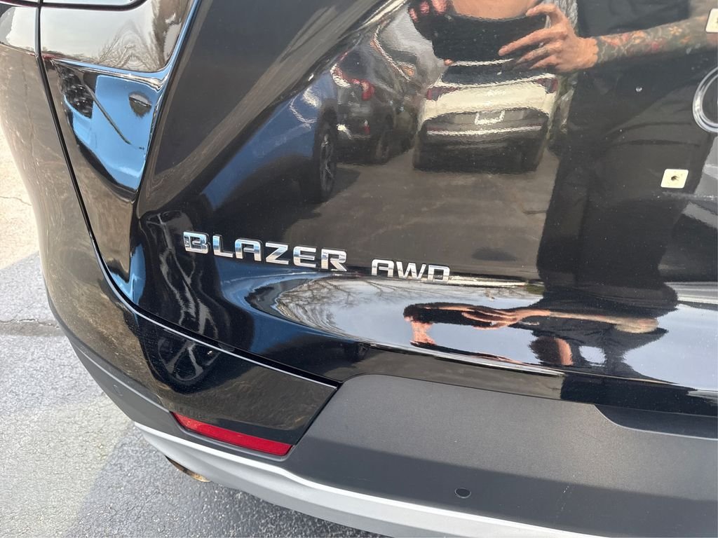 Used 2022 Black Chevrolet LT image 16