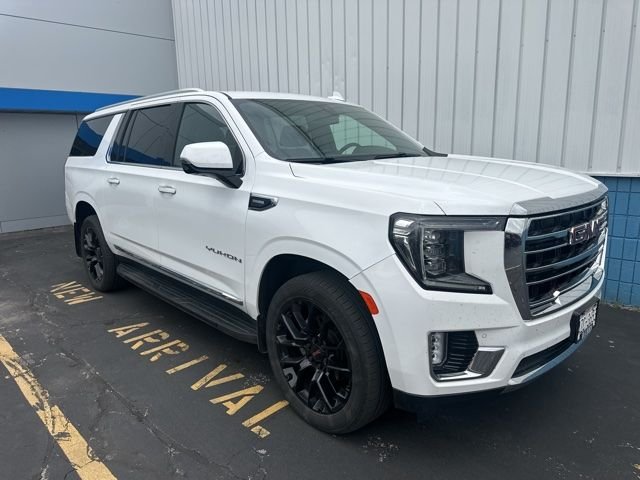 2022 GMC Yukon 4WD SLT's photo