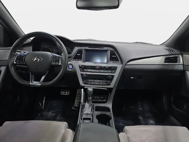 Used 2015 Gray Hyundai Sport 2.0T image 10