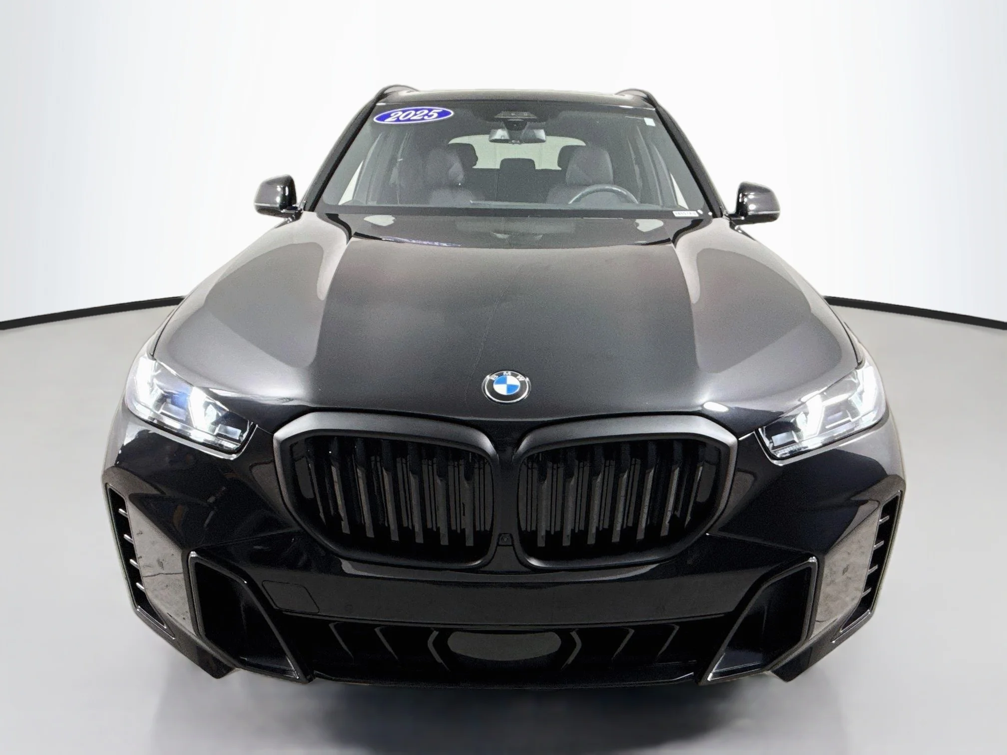 Used 2025 Black Sapphire Metallic BMW xDrive40i image 2