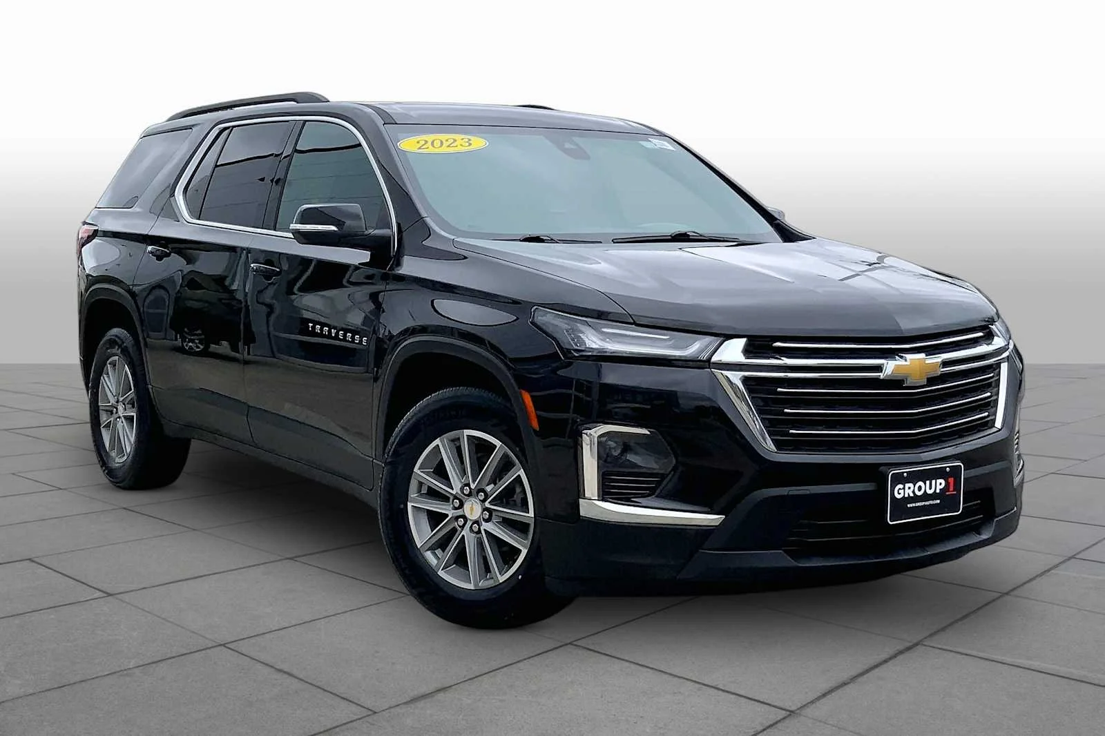 Used 2023 Mosaic Black Metallic Chevrolet LT Cloth image 3