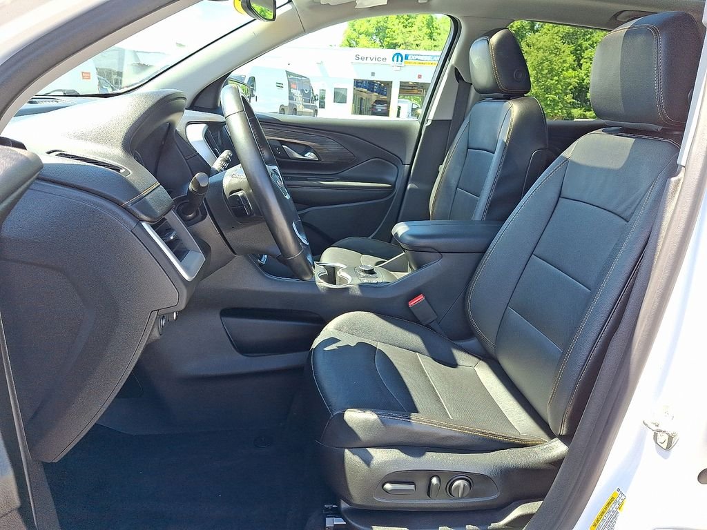 Used 2021 White GMC SLT image 14