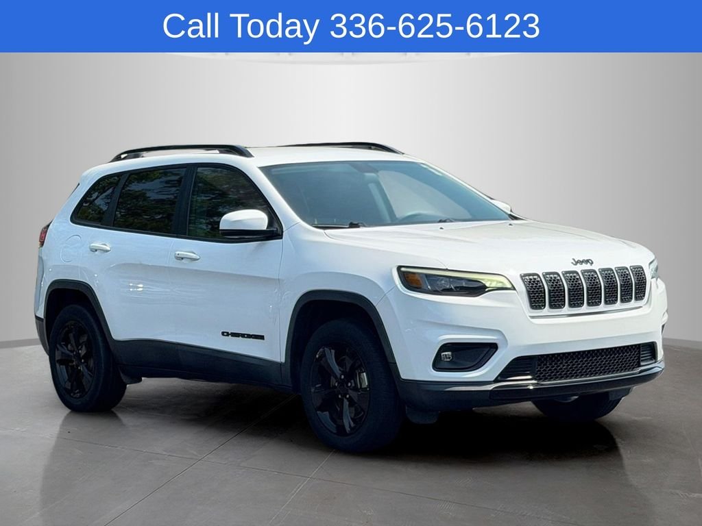Used 2020 White Jeep Latitude Plus image 7