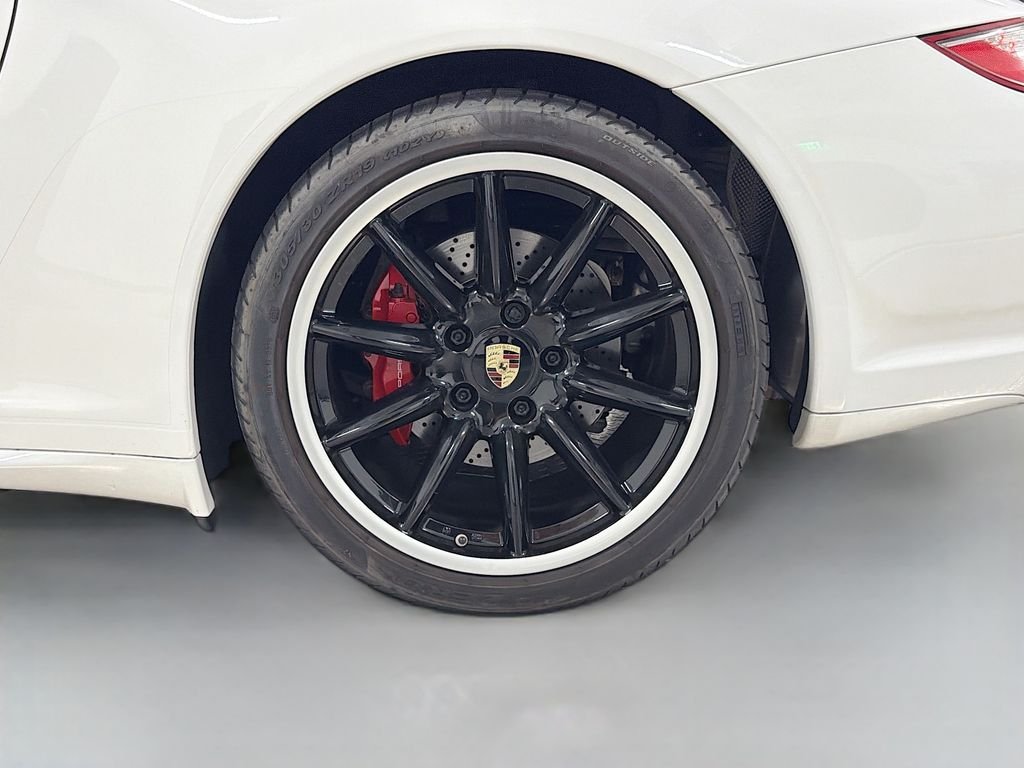 Used 2012  Porsche Carrera GTS image 32