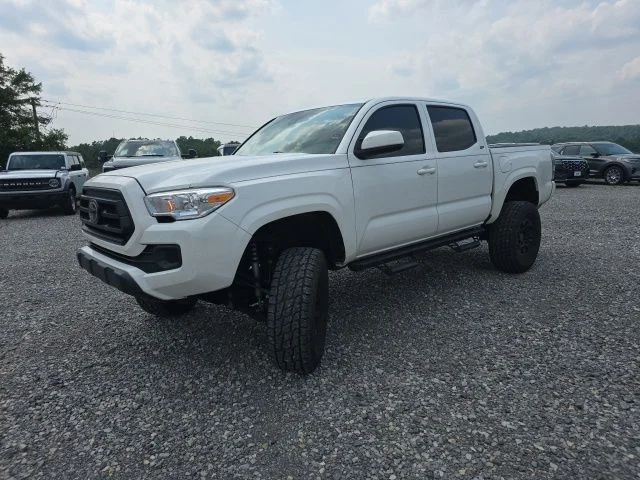 Used 2022 Super White Toyota SR image 3