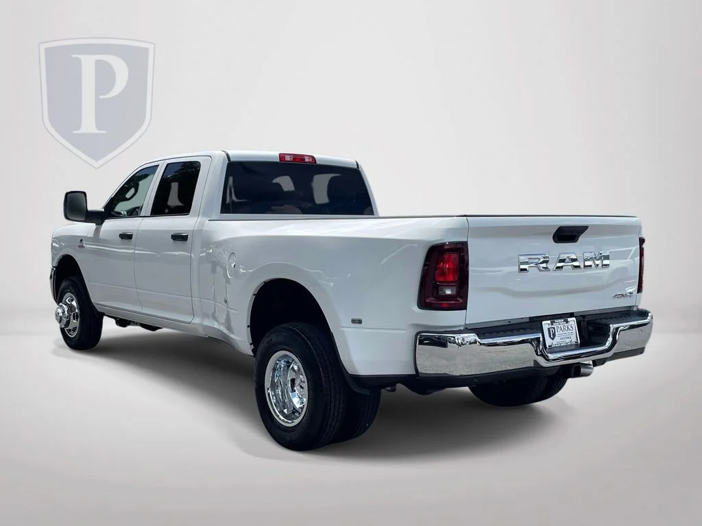 New 2026 Bright White Clear-Coat Exterior Paint RAM Tradesman image 6