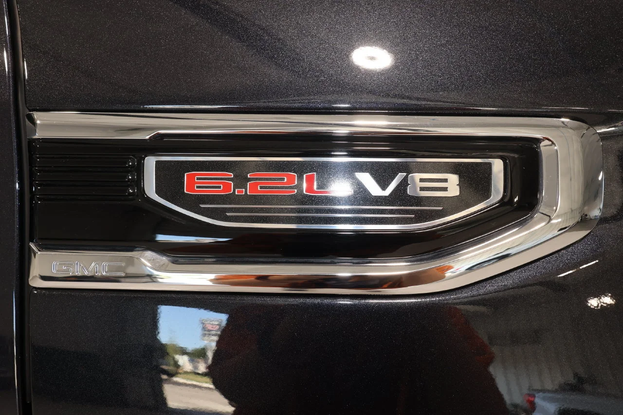 Certified Used 2023 TITANIUM RUSH METALLIC GMC SLT image 36