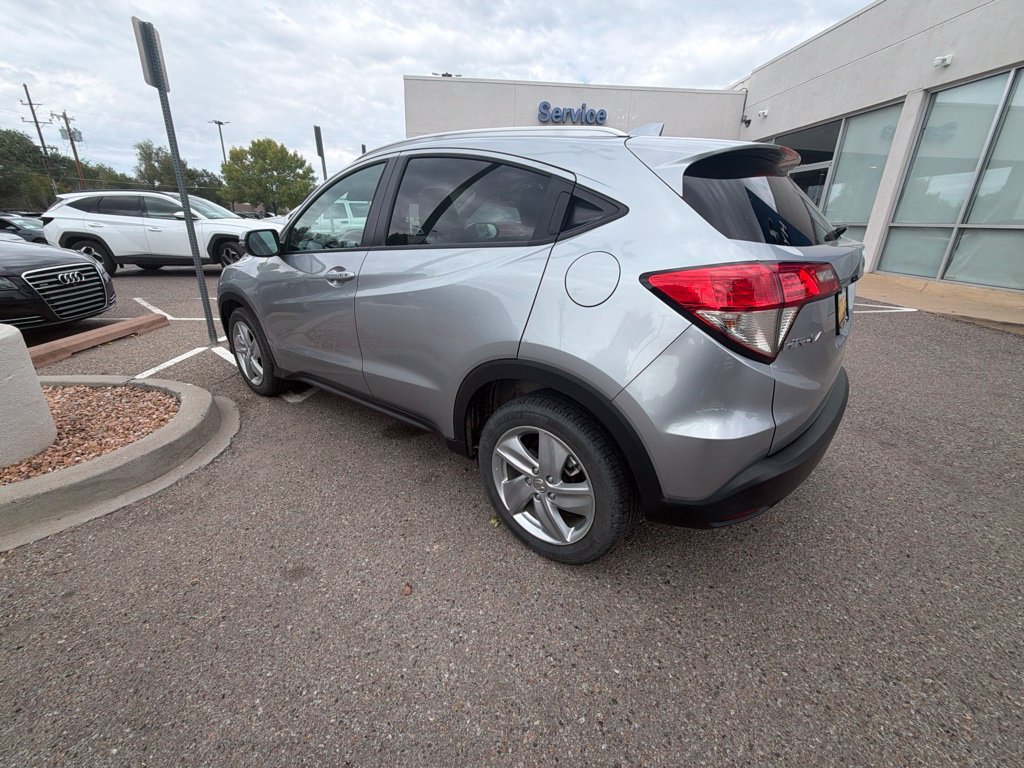 Used 2019  Honda EX image 9
