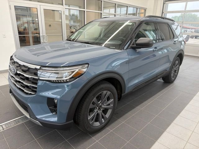 New 2026 Vapor Blue Metallic Ford Active image 4
