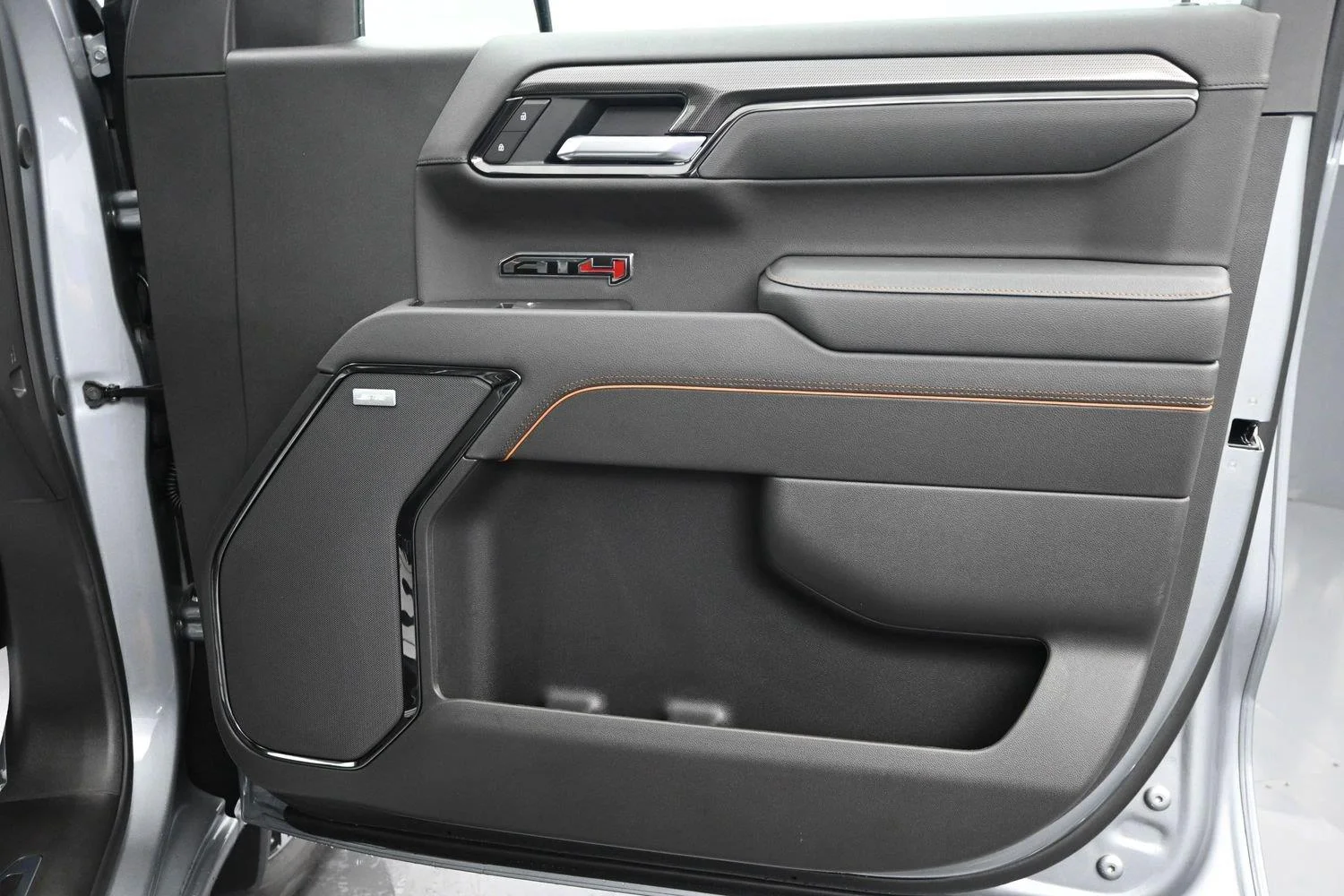 2026 GMC Sierra 1500 AT4 - Photo 10