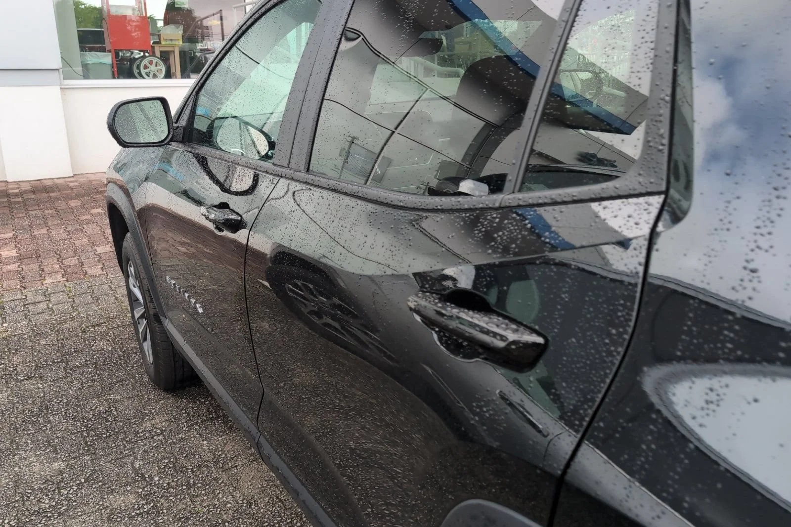 Used 2025 Mosaic Black Metallic Chevrolet LT image 12